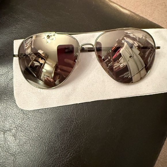 New Authentic Chanel Black gray Pilot Sunglasses $600 4189 T-Q - Picture 8 of 14